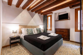San Marco Square Main zone of Venice - Karin House